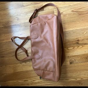 Universal Thread weekender duffel